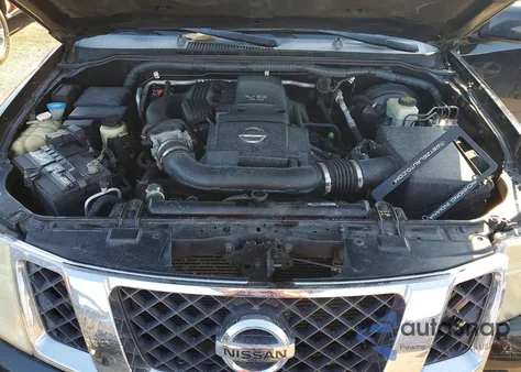 2010 Nissan Pathfinder S z USA, uszkodzony, nr VIN 5N1AR1NB5AC619098